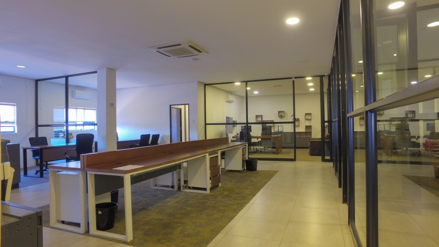 To Let commercial Property for Rent in Oos Einde North West